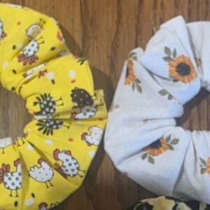 Rooster and Sunflower  Scrunchie Set